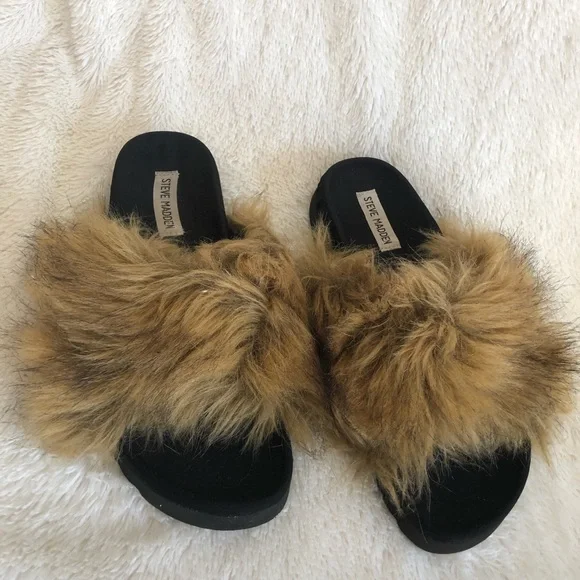 Steve Madden Shoes Steve Madden Amari Faux Fur Slide Sandal